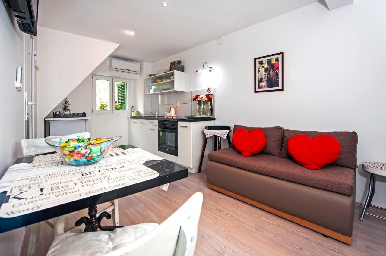Apartman Delfin Rovinj Eksteriør bilde
