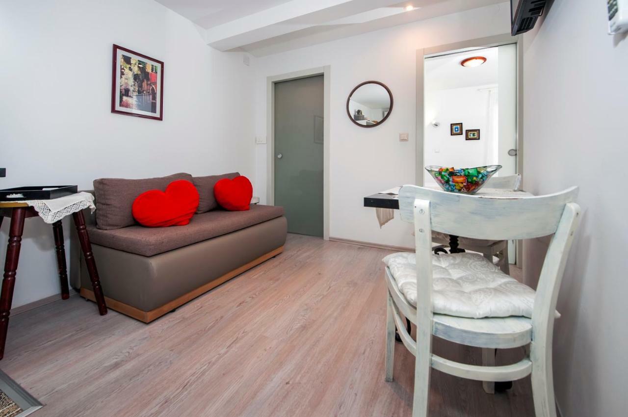 Apartman Delfin Rovinj Eksteriør bilde